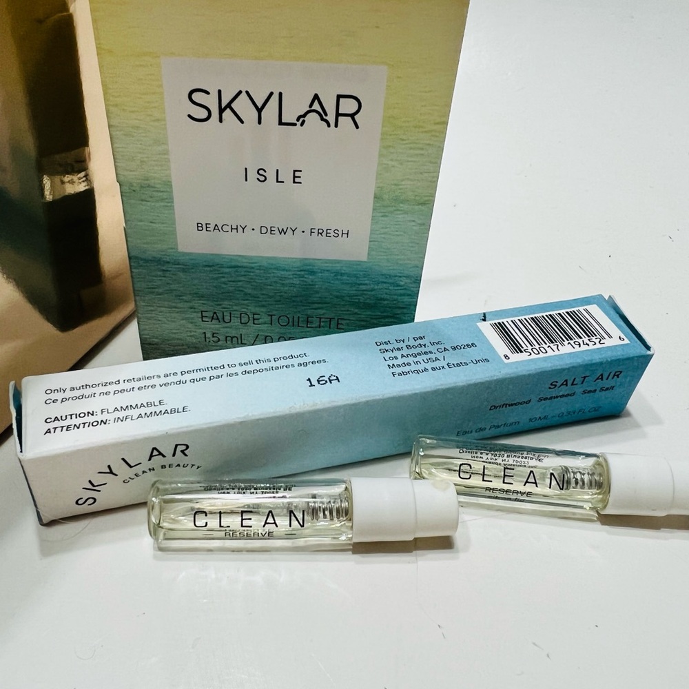 Skylar Clean Beauty Scent plus samples